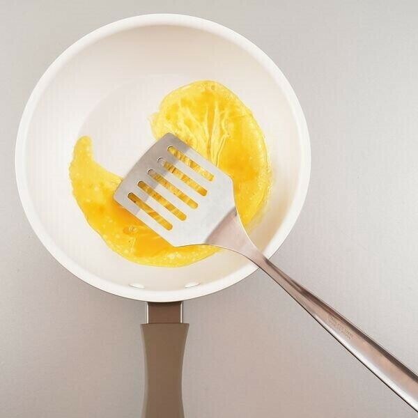 和平フレイズ（FREIZ） ララッテスルルIHフライパン 20cm