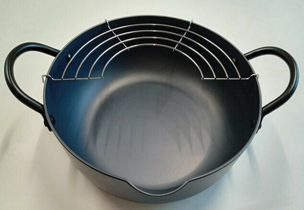 Tanabe Kanagu（田辺金具） 燕の職人 わたしのこだわり 天ぷら鍋20cm 窒化処理