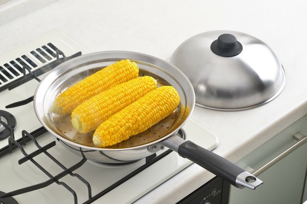 ヨシカワ 美味彩菜 フライパンにのせて使う蒸しプレート フタ付き 24-26cm SJ2632 thumbnail 6