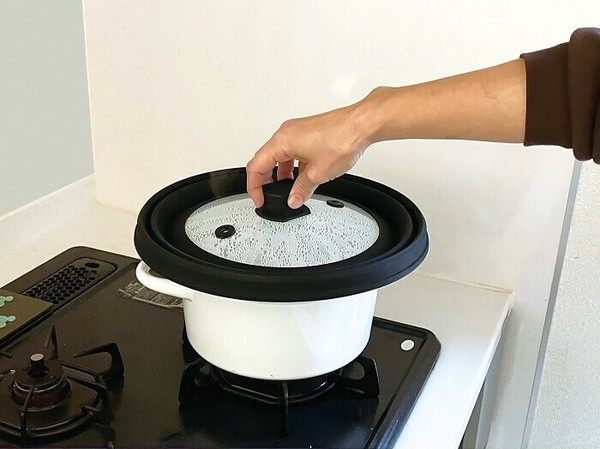 和平フレイズ（FREIZ） パークレーン 折りたためるマルチ伸縮カバーBK キッチン用品 調理器具 調理用蓋 ふ thumbnail 9