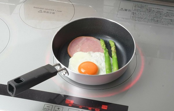 パール金属（PEARL LIFE） チーノ フライパン 22cm IH対応 オール熱源対応 ふっ素加工 HB-6555 thumbnail 5