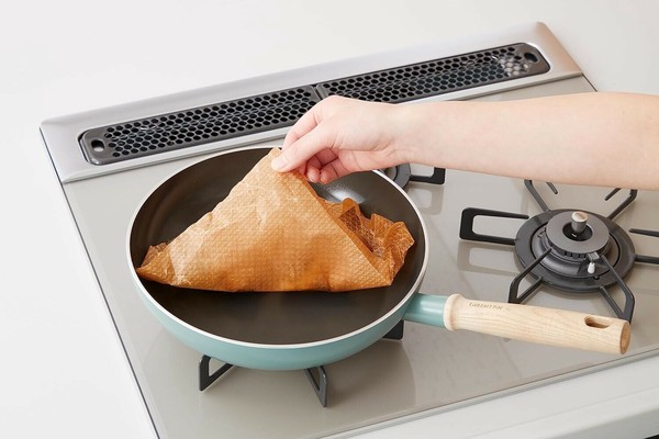 R（アール） Goodna フライパンシートにもなるまな板シート詰め替え thumbnail 3