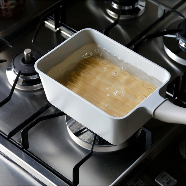 CB JAPAN（シービージャパン） Supot 深型 四角 フライパン 13×18cm ベージュ thumbnail 2