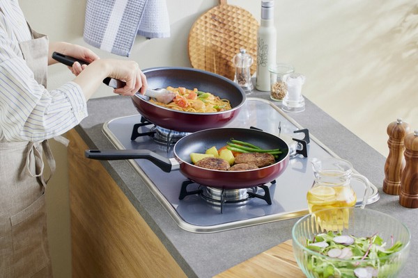 IRIS OHYAMA（アイリスオーヤマ） ダイヤモンドコートフライパン炒め鍋IH・ガス火両用28cm thumbnail 6