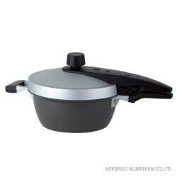 北陸アルミニウム（hokua） EGGFORM圧力鍋 ふっ素樹脂加工 4.2リットル＜日本製＞【オール熱源対応】