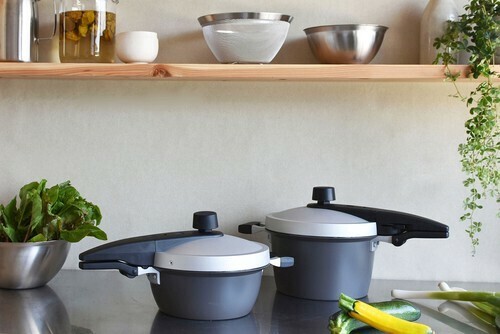 北陸アルミニウム（hokua） EGGFORM圧力鍋 ふっ素樹脂加工 4.2リットル＜日本製＞【オール熱源対応】 thumbnail 5