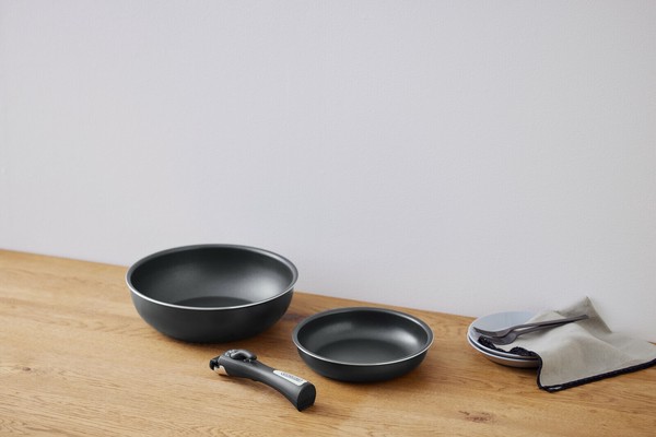 IRIS OHYAMA（アイリスオーヤマ） ダイヤモンドコートパン3点セット 品番NTF-SEI3 thumbnail 5